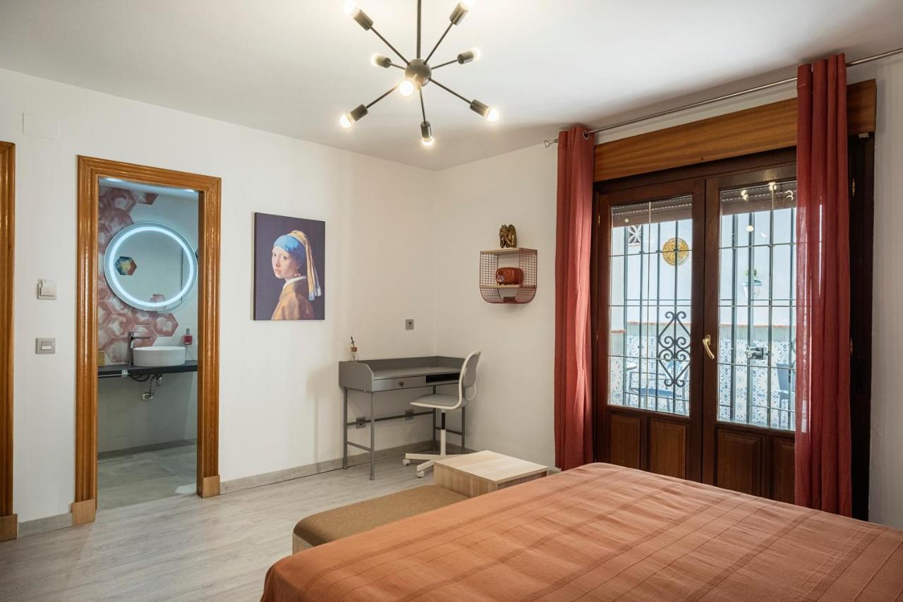 Bed and Breakfast Tadawn Literary Coliving Estepona Exterior foto