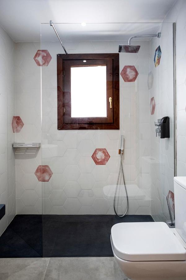 Bed and Breakfast Tadawn Literary Coliving Estepona Exterior foto