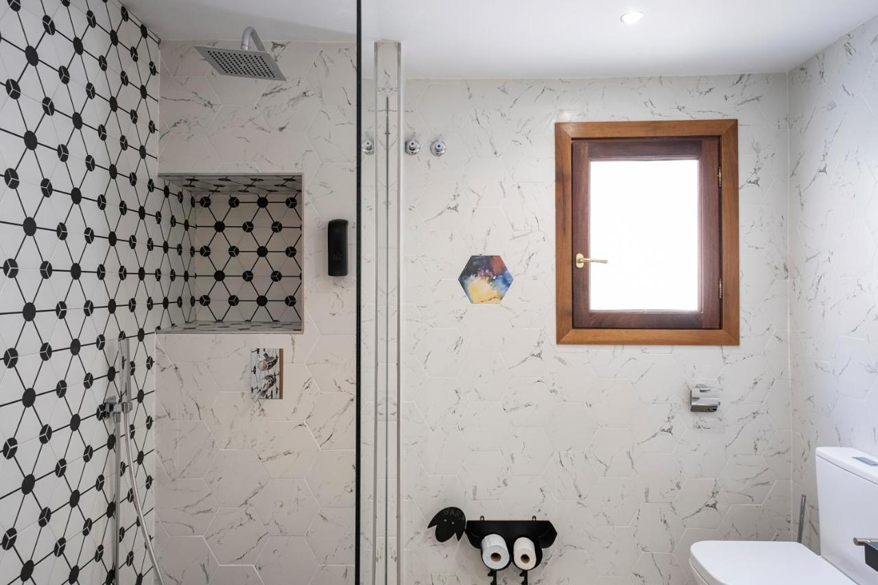 Bed and Breakfast Tadawn Literary Coliving Estepona Exterior foto